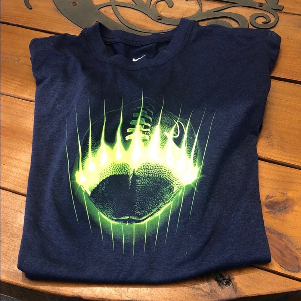 Nike t shirt